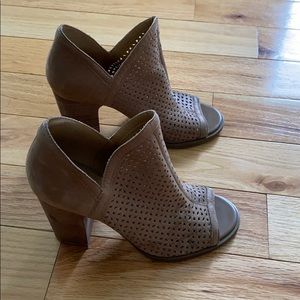 Lucky Brand Used Open-toe heeled shoe